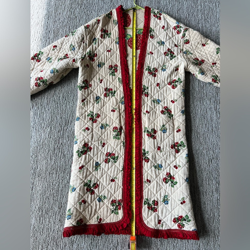 Vintage upcycled reversible quilt coat - Picture 9 of 11